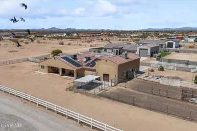 24039 W Cavedale Drive, Wittmann, AZ 85361 - Photo 3