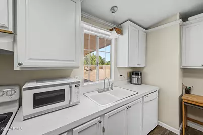 828 E Quentin Lane, San Tan Valley, AZ 85140 - Photo 13