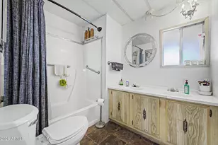 6618 W Hatcher Rd, Glendale, AZ 85302 - Photo 19