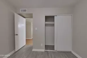 3938 W Redfield Rd, Phoenix, AZ 85053 - Photo 11