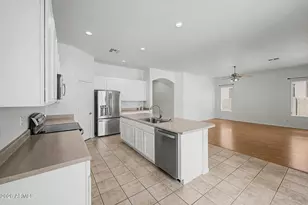8177 S Bull Dog Ct, Gold Canyon, AZ 85118 - Photo 13