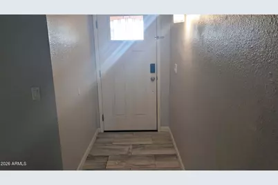 305 S Monterey Street, Gilbert, AZ 85233 - Photo 9