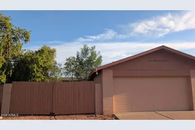 305 S Monterey Street, Gilbert, AZ 85233 - Photo 5