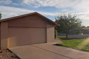 305 S Monterey St, Gilbert, AZ 85233 - Photo 7