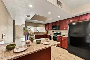 4207 E Jojoba Rd, Phoenix, AZ 85044 - Photo 19