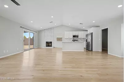908 W Ross Avenue, Phoenix, AZ 85027 - Photo 9