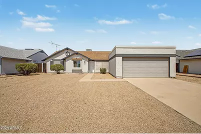908 W Ross Avenue, Phoenix, AZ 85027 - Photo 1