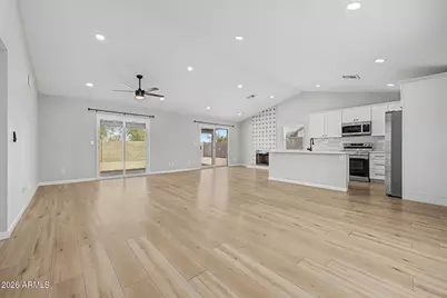 908 W Ross Avenue, Phoenix, AZ 85027 - Photo 7