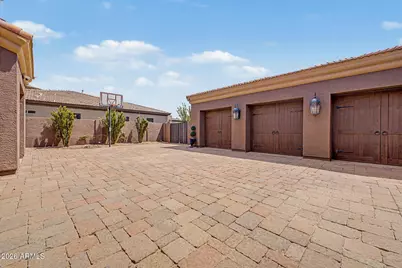 2675 E Bartlett Place, Chandler, AZ 85249 - Photo 5