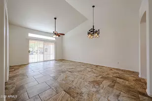 10389 W Burnett Rd, Peoria, AZ 85382 - Photo 3