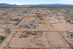 45330 Abbott Rd, Wickenburg, AZ 85390 - Photo 1