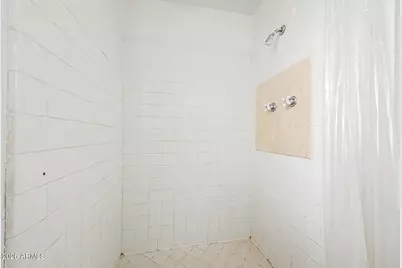 3270 E Camelback Road #114, Phoenix, AZ 85018 - Photo 23