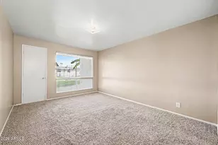 3270 E Camelback Rd, Phoenix, AZ 85018 - Photo 13
