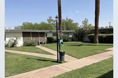 3270 E Camelback Road #114, Phoenix, AZ 85018 - Photo 29