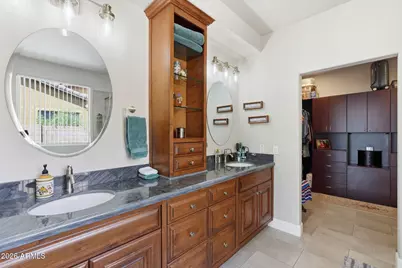 2225 W Harwell Road, Phoenix, AZ 85041 - Photo 21
