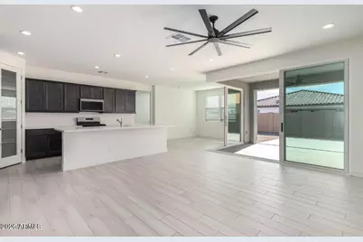 17169 W Edinburg Street, Surprise, AZ 85388 - Photo 7