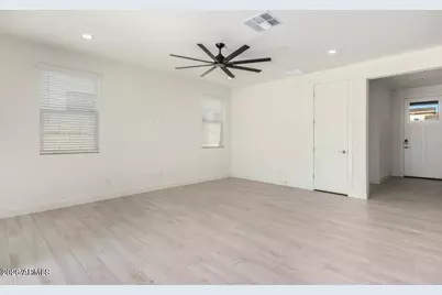 17169 W Edinburg Street, Surprise, AZ 85388 - Photo 5