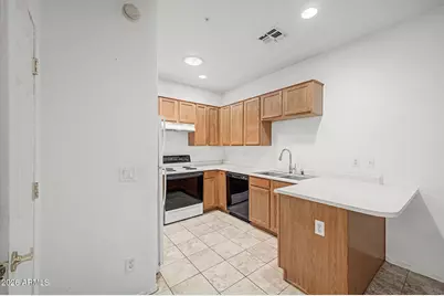 8800 N 107th Avenue #67, Peoria, AZ 85345 - Photo 15