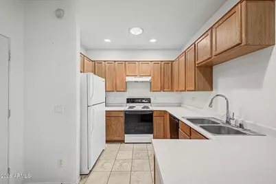 8800 N 107th Avenue #67, Peoria, AZ 85345 - Photo 13