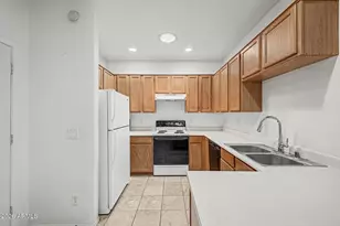 8800 N 107th Ave, Peoria, AZ 85345 - Photo 13