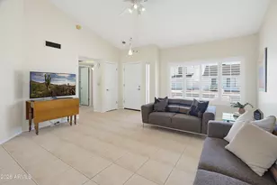 3302 E Wescott Dr, Phoenix, AZ 85050 - Photo 5