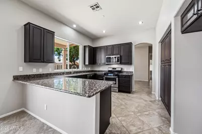 7751 W Maui Lane, Peoria, AZ 85381 - Photo 7
