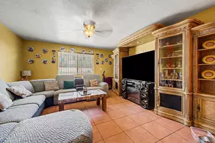 3405 W Sunnyside Ave, Phoenix, AZ 85029 - Photo 3