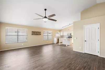 7936 W Taro Lane, Glendale, AZ 85308 - Photo 11