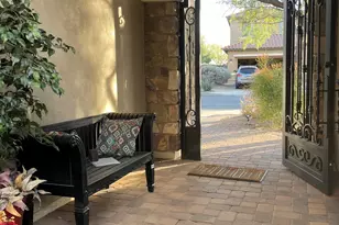 2008 W Gloria Ln, Phoenix, AZ 85085 - Photo 3