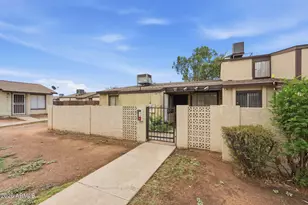 3120 N 67th Ln, Phoenix, AZ 85033 - Photo 3
