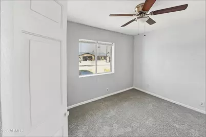 8803 W Diana Avenue, Peoria, AZ 85345 - Photo 17