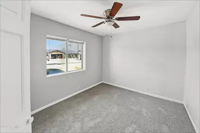 8803 W Diana Avenue, Peoria, AZ 85345 - Photo 9