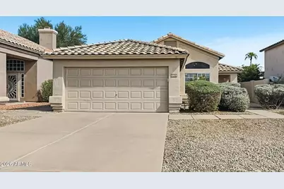 6910 W Via Del Sol Drive, Glendale, AZ 85310 - Photo 1