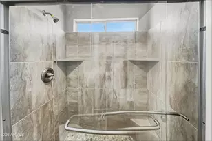 6910 W Via Del Sol Dr, Glendale, AZ 85310 - Photo 9