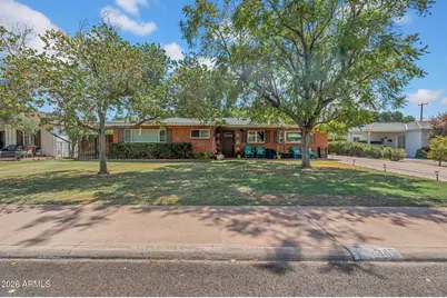 345 E Orange Drive, Phoenix, AZ 85012 - Photo 1