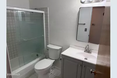2426 W Echo Lane, Phoenix, AZ 85021 - Photo 9