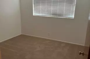 2426 W Echo Ln, Phoenix, AZ 85021 - Photo 7