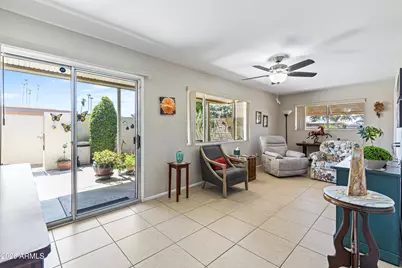 10016 W Hawthorn Drive, Sun City, AZ 85351 - Photo 7