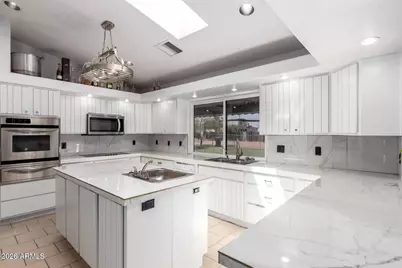 21616 W Lone Mountain Road, Wittmann, AZ 85361 - Photo 19