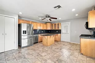 621 S 4th St, Avondale, AZ 85323 - Photo 9