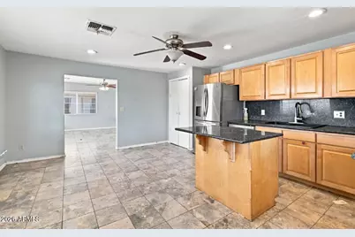 621 S 4th Street, Avondale, AZ 85323 - Photo 11