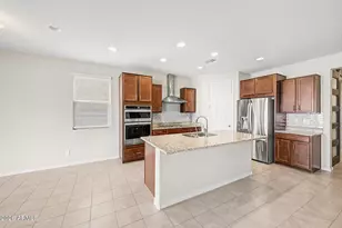 2436 E Saint Catherine Ave, Phoenix, AZ 85042 - Photo 9