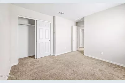 2436 E Saint Catherine Avenue, Phoenix, AZ 85042 - Photo 35
