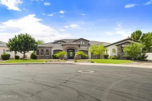 5600 S Gemstone Dr, Chandler, AZ 85249 - Photo 3