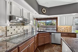 6261 W Louise Dr, Glendale, AZ 85310 - Photo 17