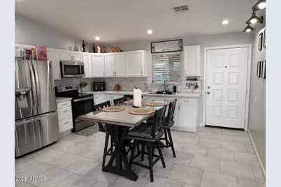 6920 W Melvin Street, Phoenix, AZ 85043 - Photo 3