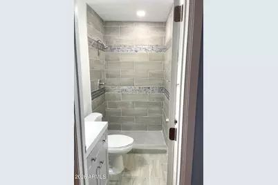 2922 N 39th Avenue W, Phoenix, AZ 85019 - Photo 9