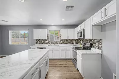 8706 W Payson Road, Tolleson, AZ 85353 - Photo 11