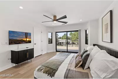 910 E Kaler Drive, Phoenix, AZ 85020 - Photo 27
