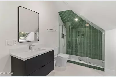 910 E Kaler Drive, Phoenix, AZ 85020 - Photo 33